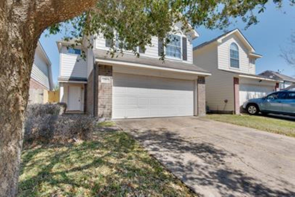 14034 Maximos Drive - Photo 0