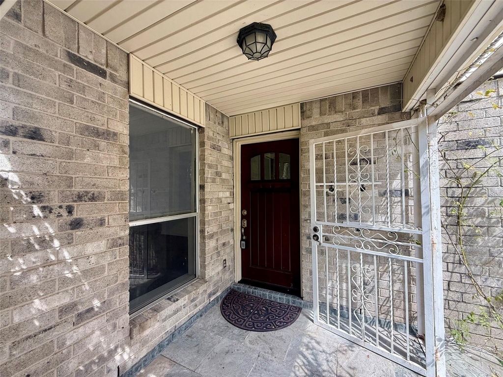 13222 Pebblewalk Circle N - Photo 2