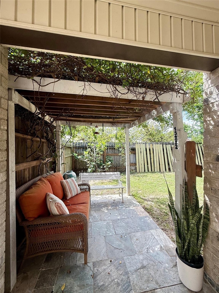 13222 Pebblewalk Circle N - Photo 4