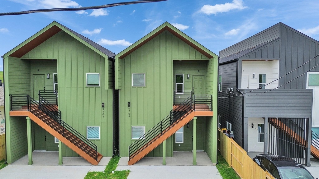 9707 Cargill Street - Photo 1