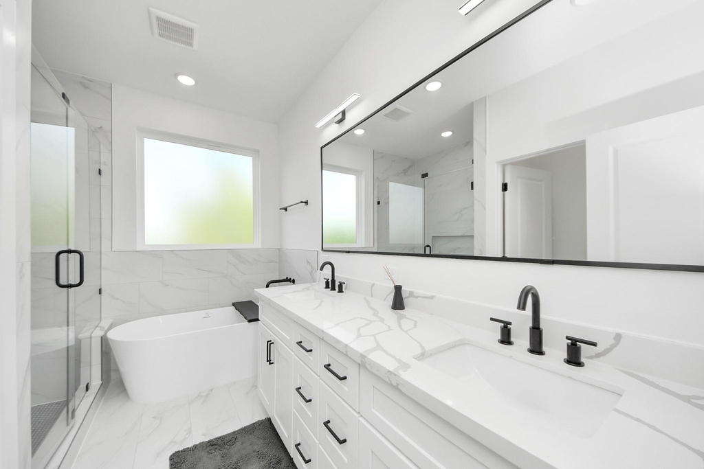 2424 Harrington Street - Photo 9