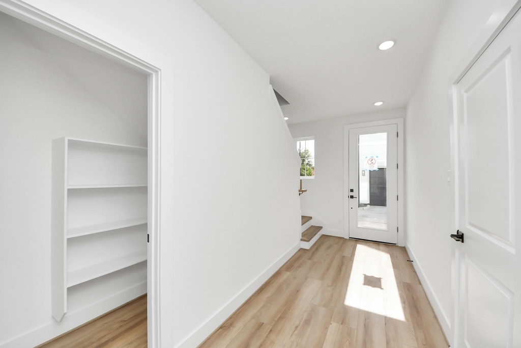 2424 Harrington Street - Photo 1