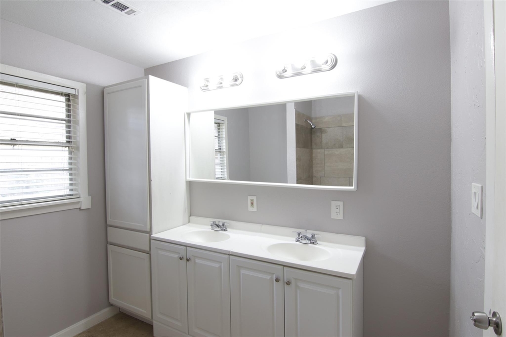 7941 Longridge Drive - Photo 15