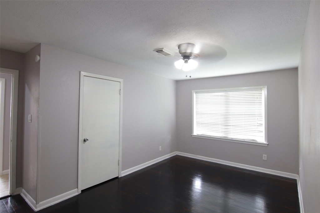 7941 Longridge Drive - Photo 11