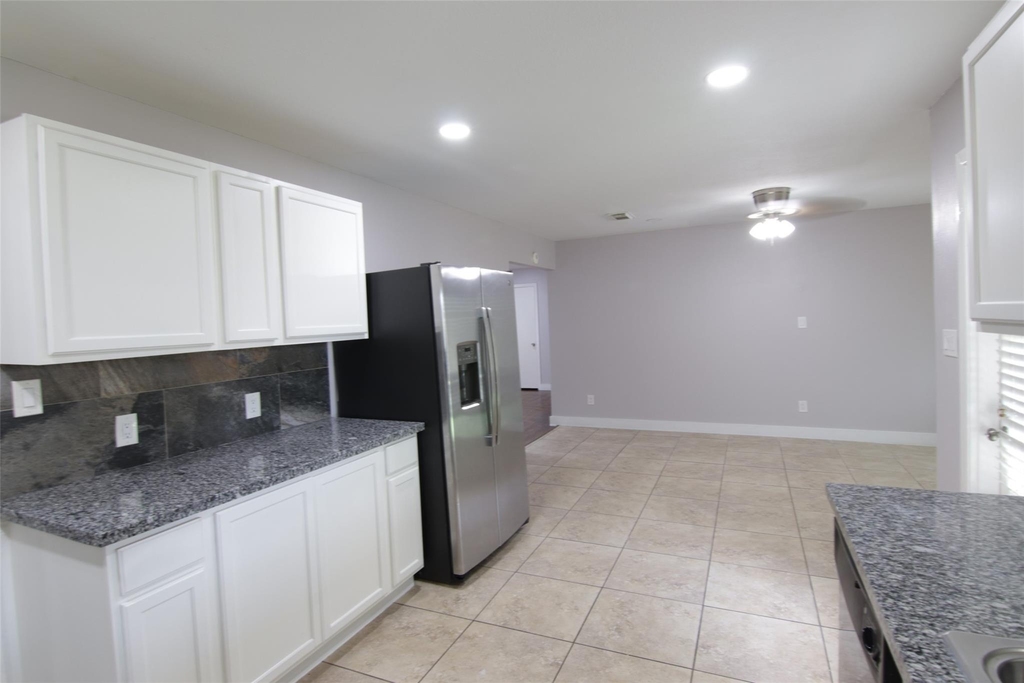 7941 Longridge Drive - Photo 7