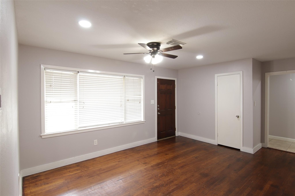 7941 Longridge Drive - Photo 2