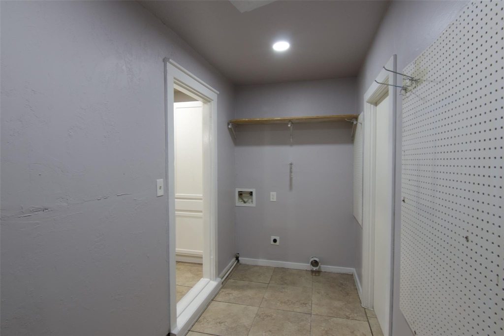 7941 Longridge Drive - Photo 16