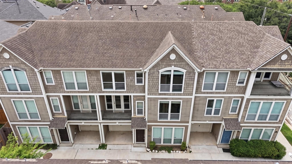 1507 Sutton Street - Photo 0