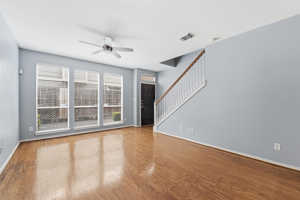 1507 Sutton Street - Photo 5