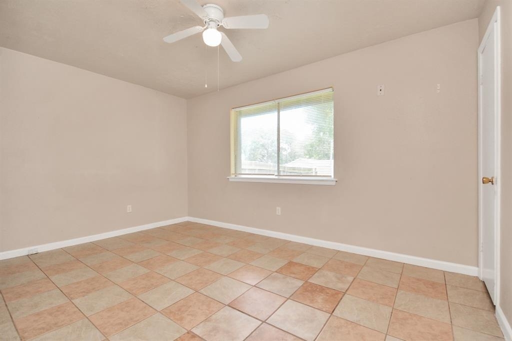 4803 Beechaven Street - Photo 9