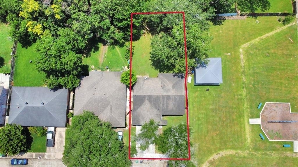 4803 Beechaven Street - Photo 1
