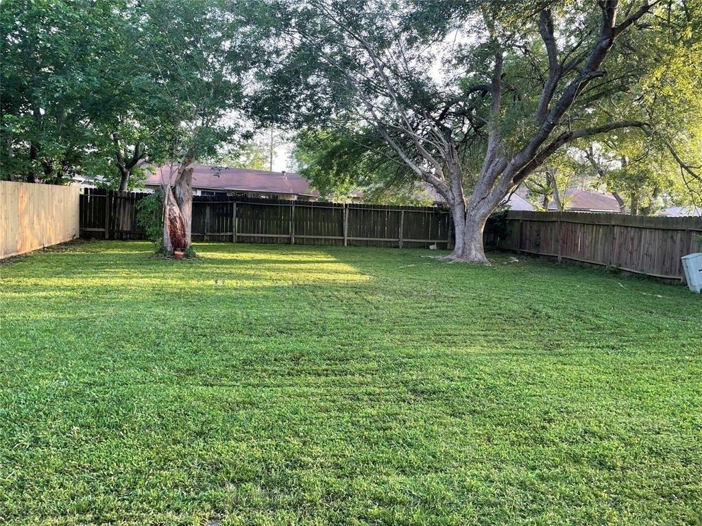 4803 Beechaven Street - Photo 24
