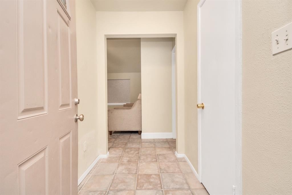 4803 Beechaven Street - Photo 2