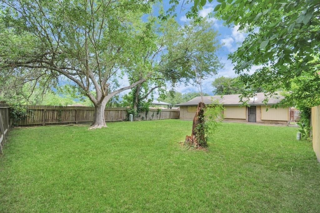 4803 Beechaven Street - Photo 26