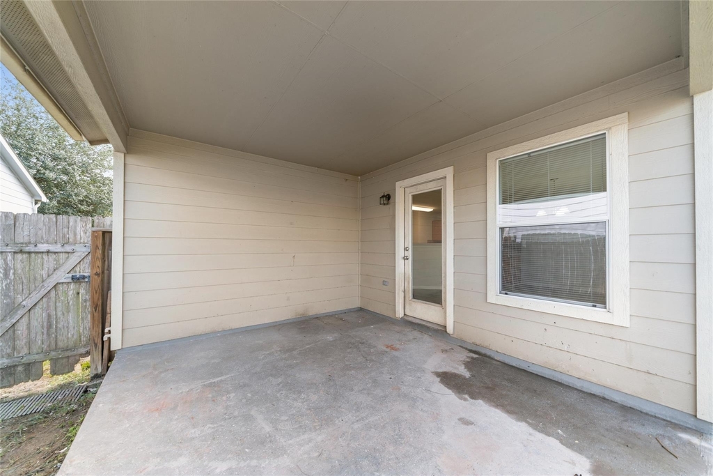 311 Remington Creek Drive - Photo 14