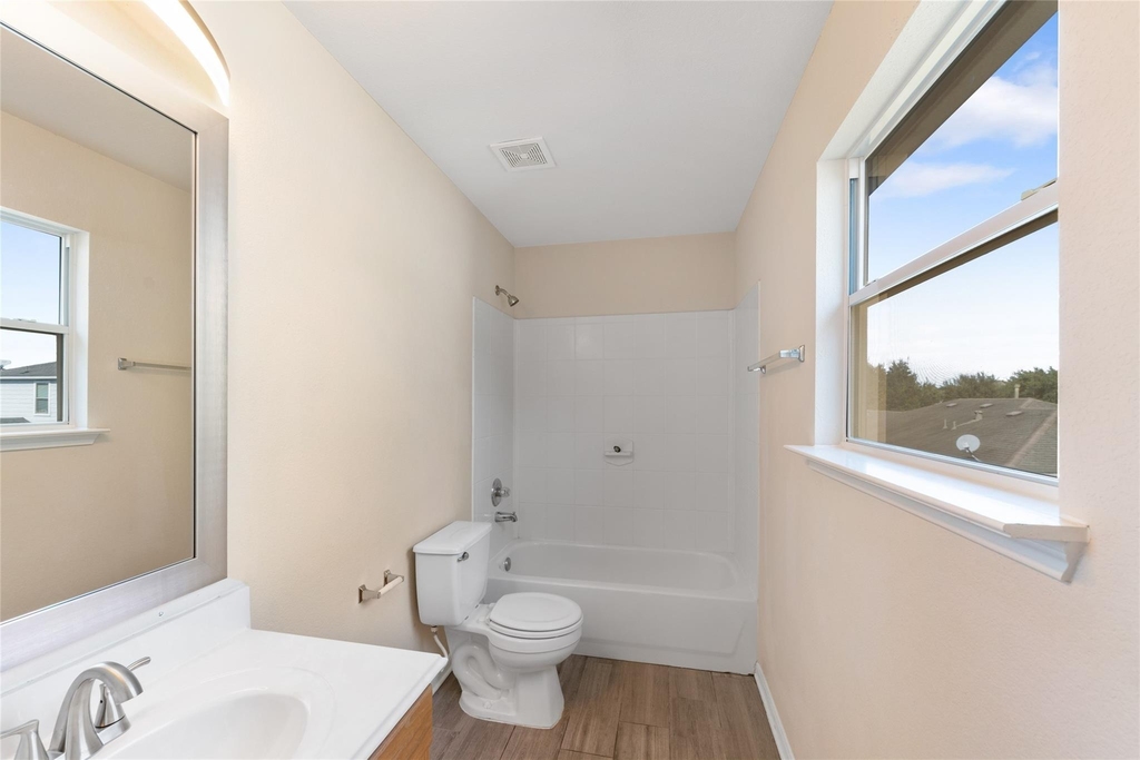 311 Remington Creek Drive - Photo 2