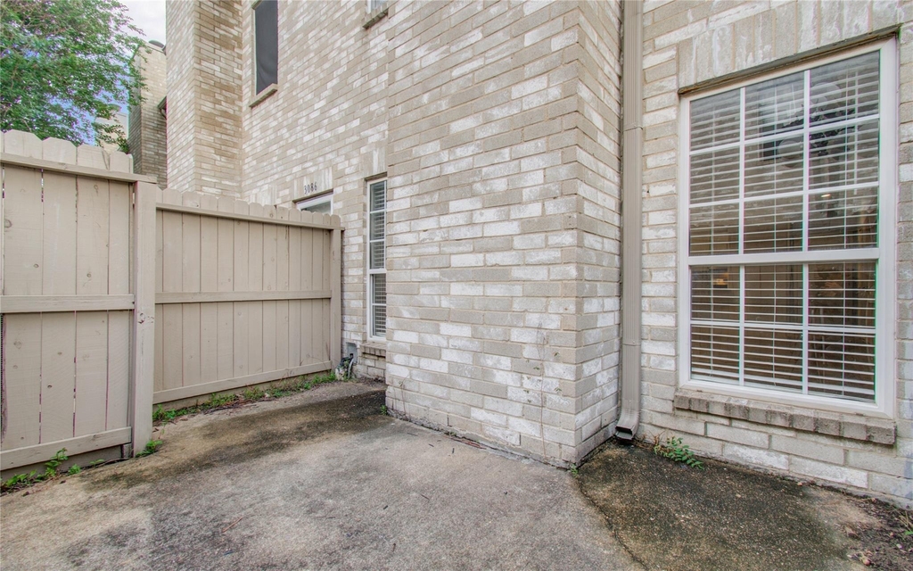 3088 Holly Hall Street - Photo 25