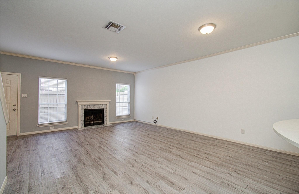 3088 Holly Hall Street - Photo 4