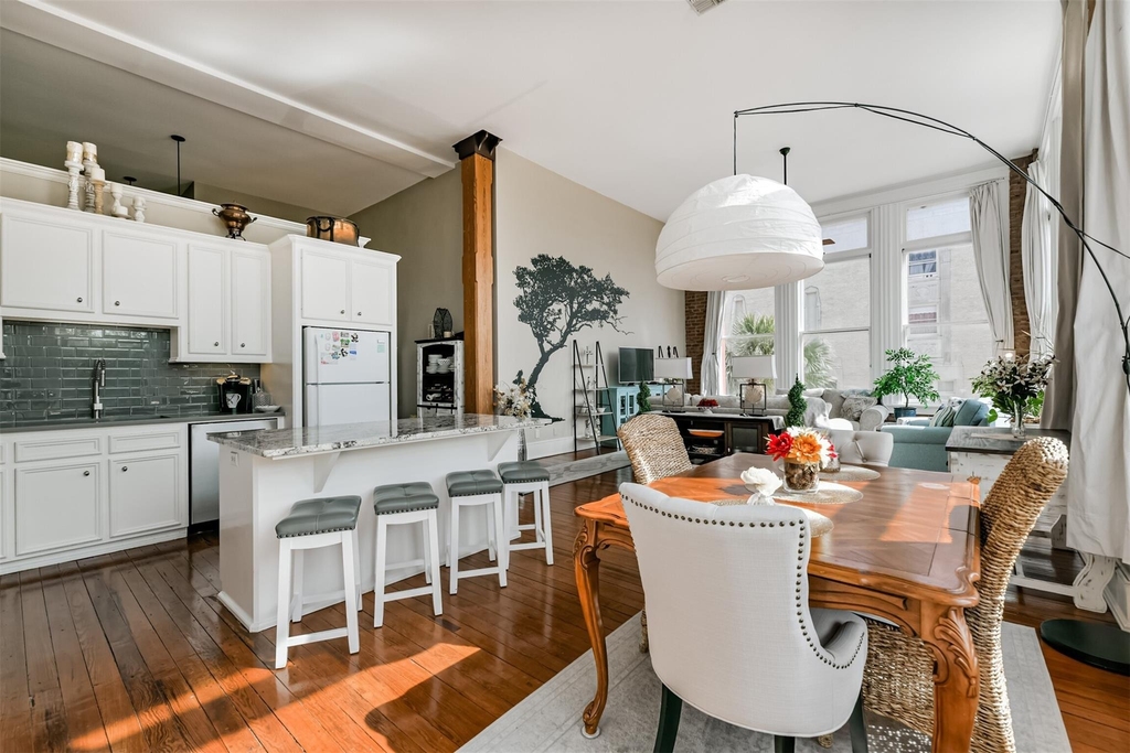 525 22nd Street - Photo 8