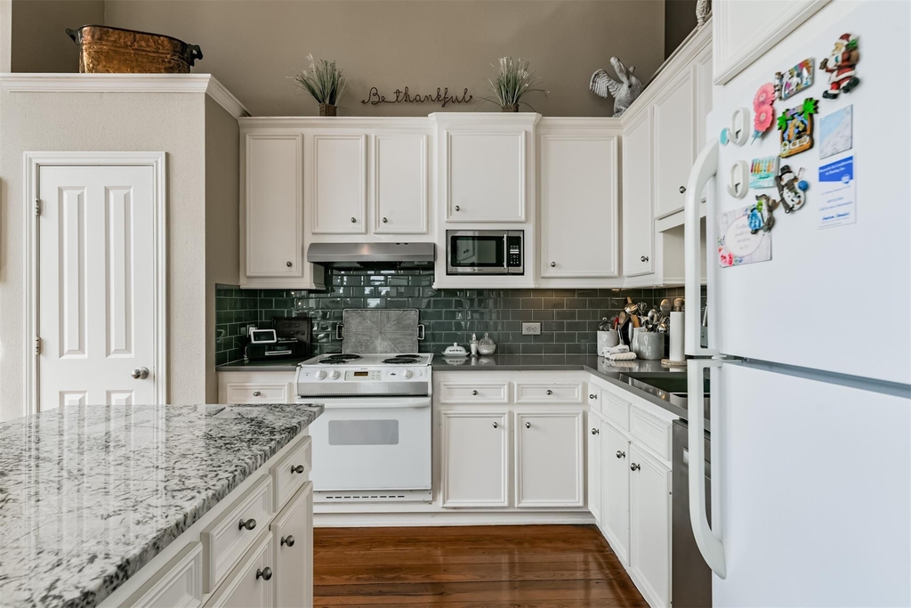 525 22nd Street - Photo 13