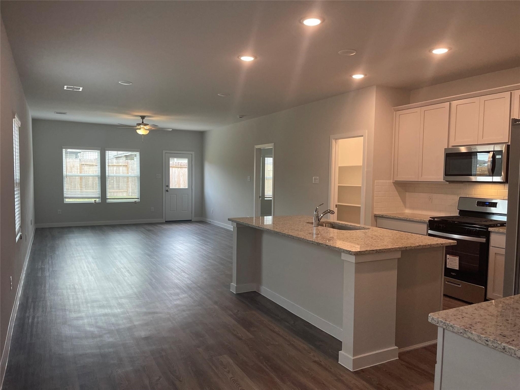 5810 Blue Grama Drive - Photo 1