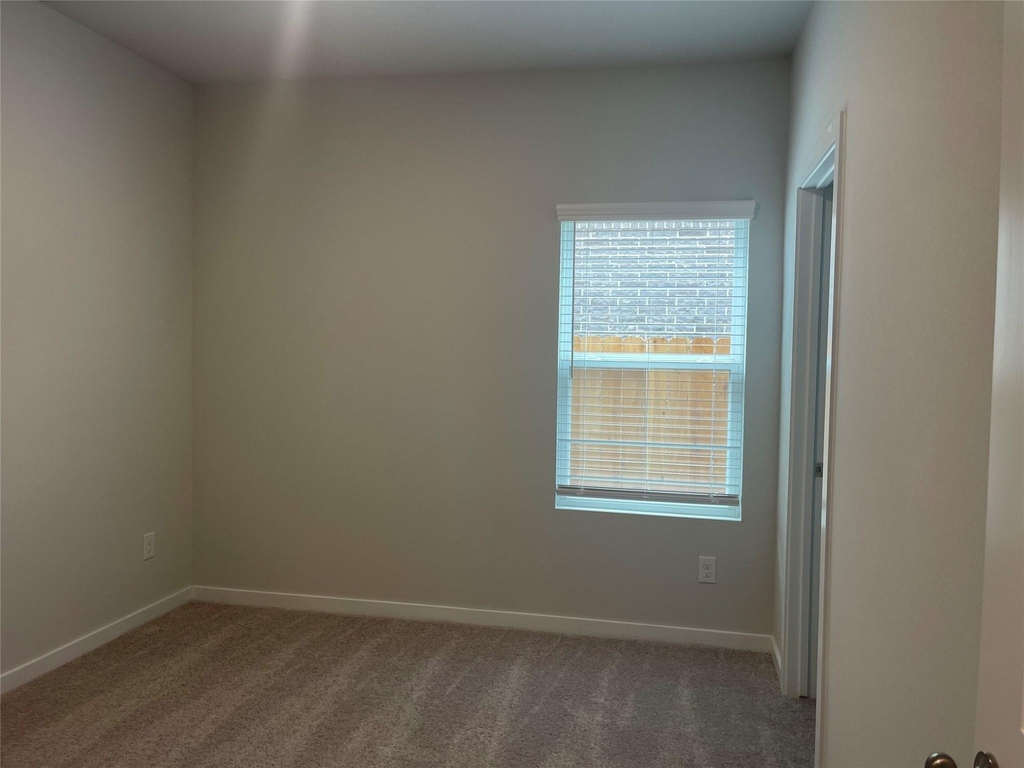 5810 Blue Grama Drive - Photo 8