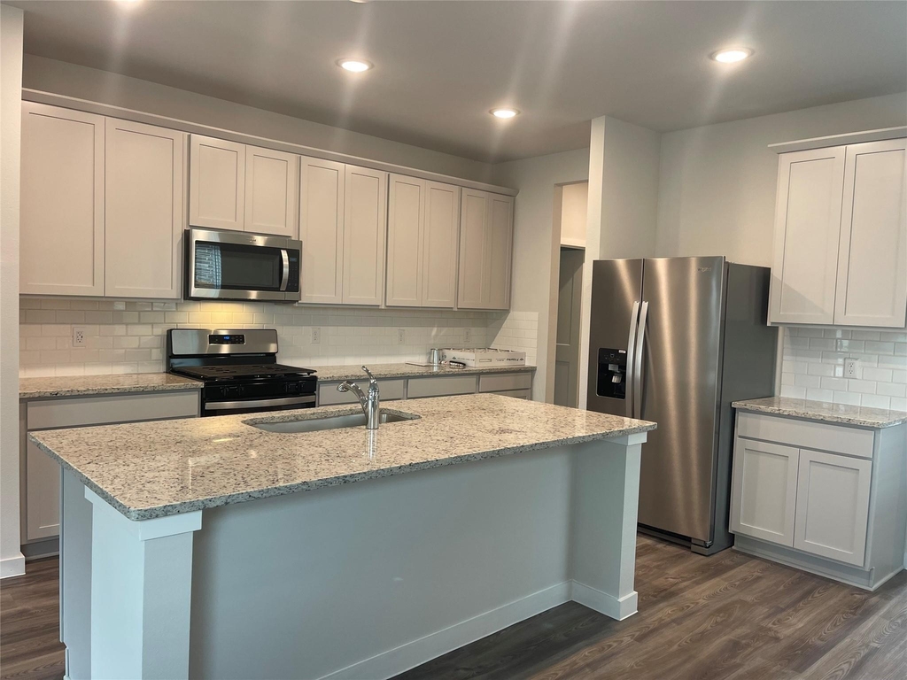 5810 Blue Grama Drive - Photo 2