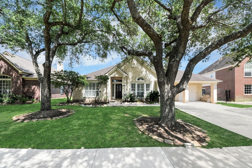 5527 Moss Meadow Court - Photo 2