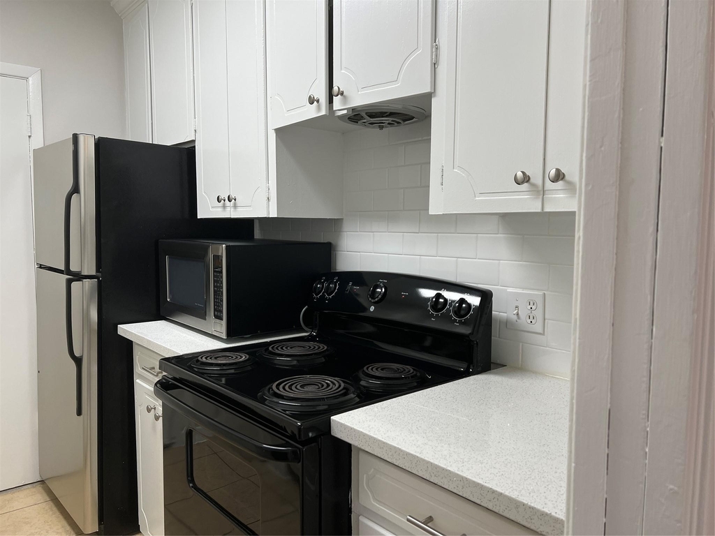 2824 Briarhurst Drive - Photo 5
