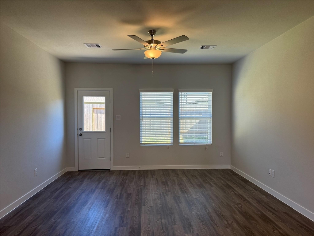5802 Blue Grama Drive - Photo 4