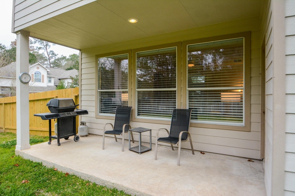 2 Stone Arrow Place - Photo 10