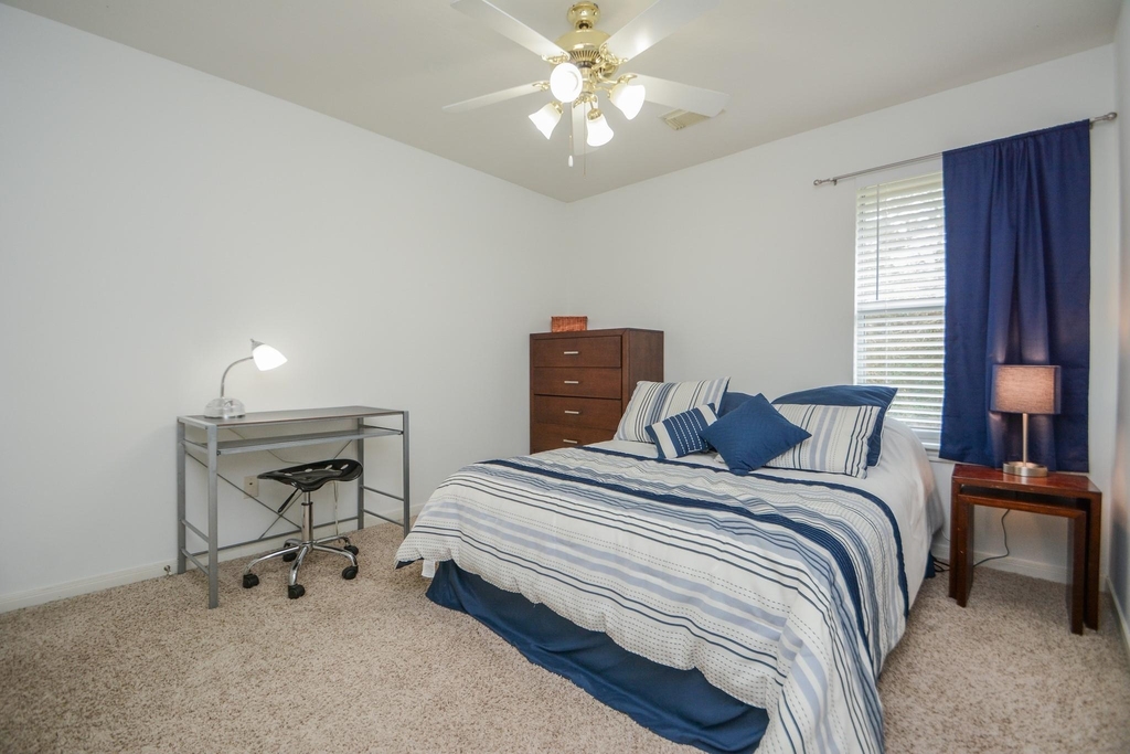 2 Stone Arrow Place - Photo 18
