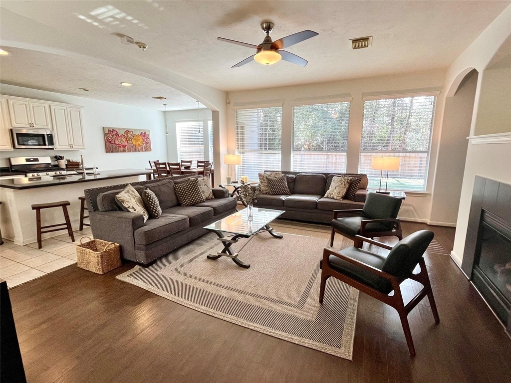 2 Stone Arrow Place - Photo 1
