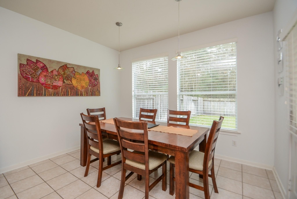 2 Stone Arrow Place - Photo 7