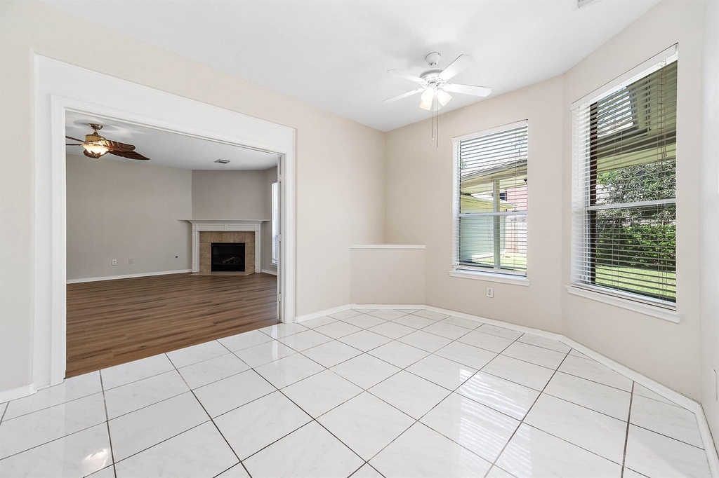 7902 Feather Springs - Photo 15