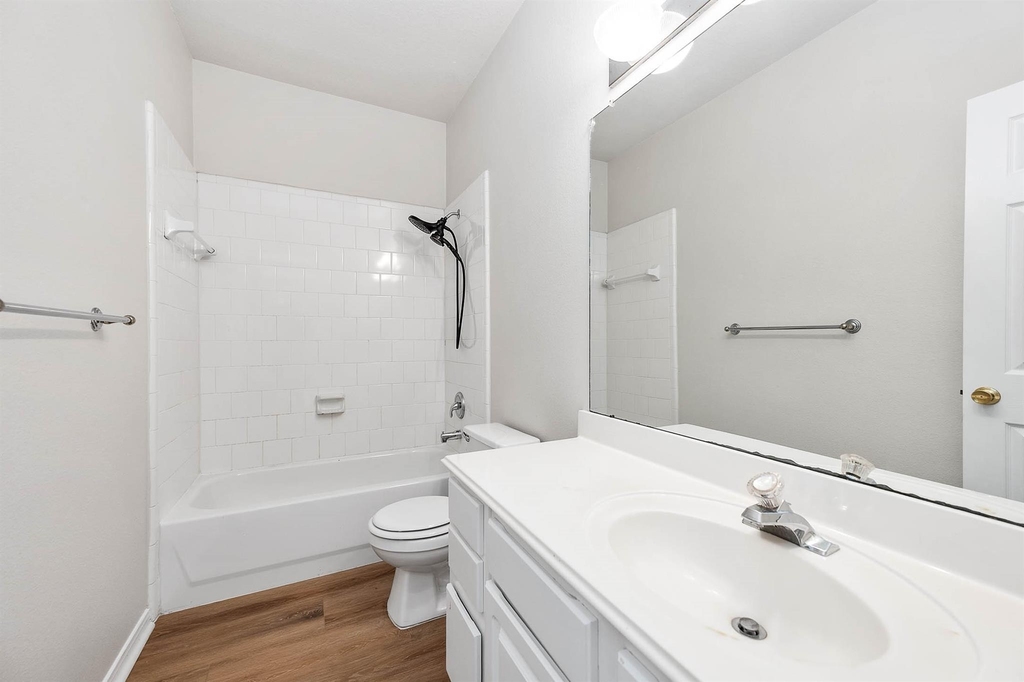 7902 Feather Springs - Photo 23