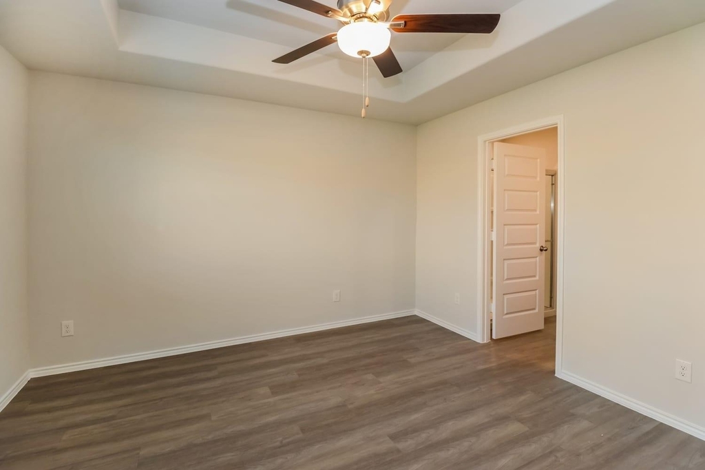 10727 Sunlit Street - Photo 7