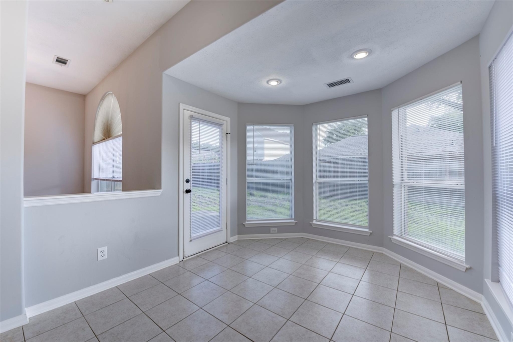 9026 Eaglecove Drive - Photo 17