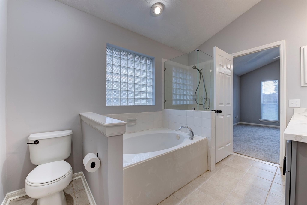 9026 Eaglecove Drive - Photo 24