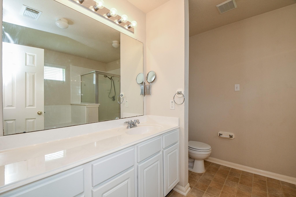 7218 Fox Hall Lane - Photo 16