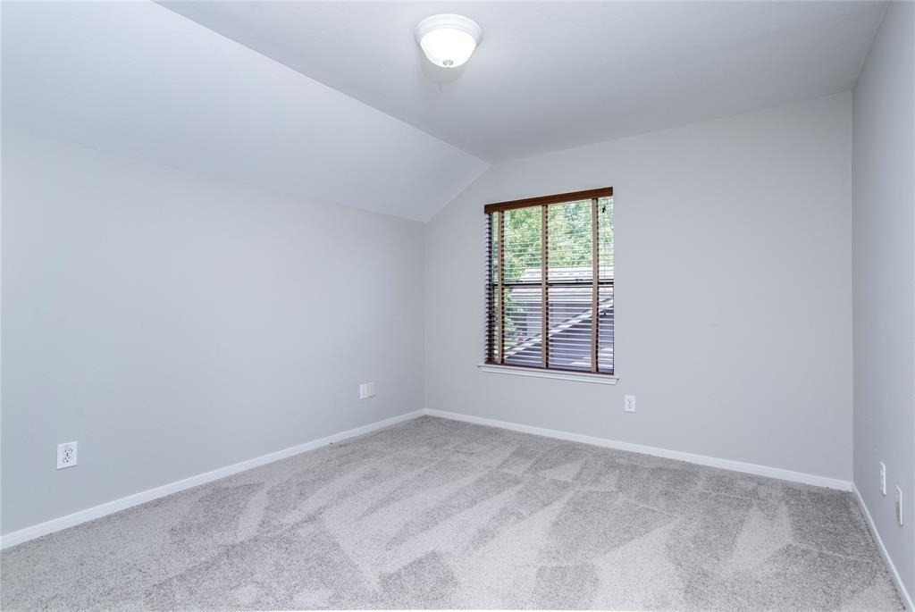 59 Douvaine Court - Photo 19