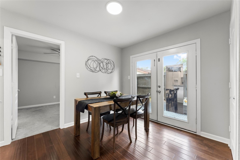 9130 Vogue Lane - Photo 7