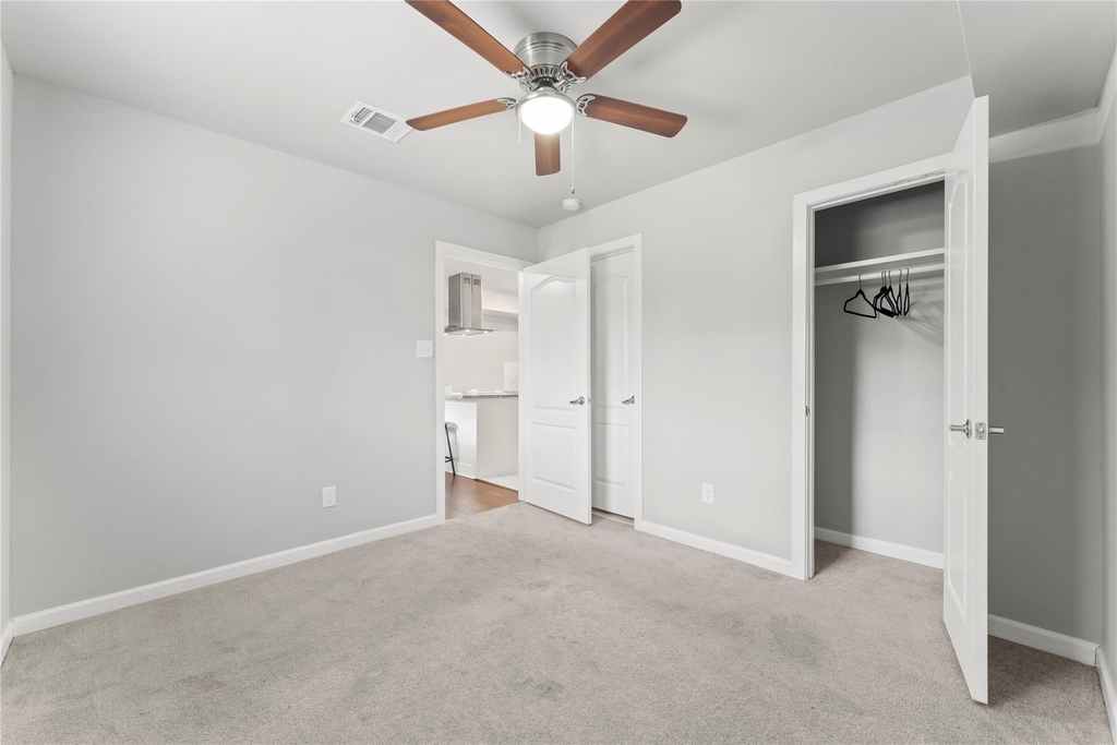 9130 Vogue Lane - Photo 17