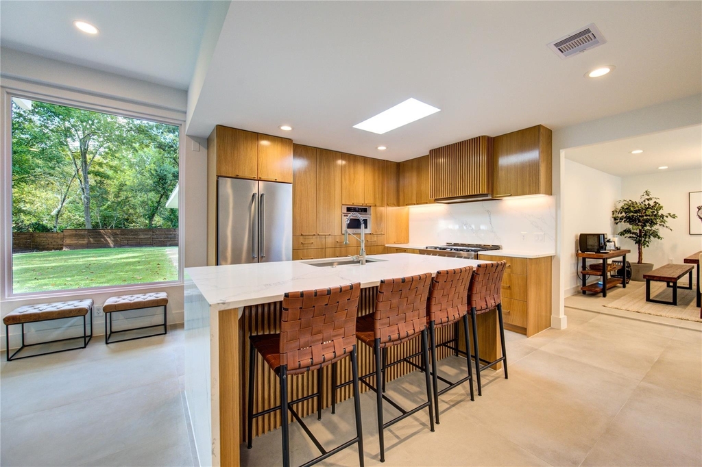303 Isolde Drive - Photo 10