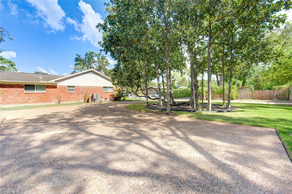 303 Isolde Drive - Photo 30