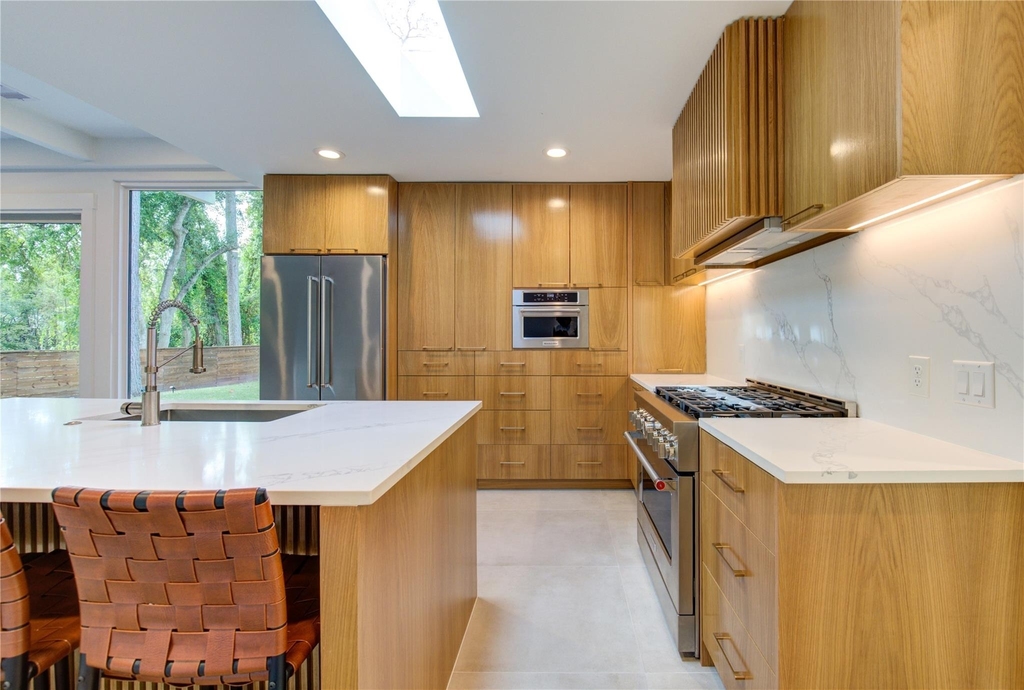303 Isolde Drive - Photo 11