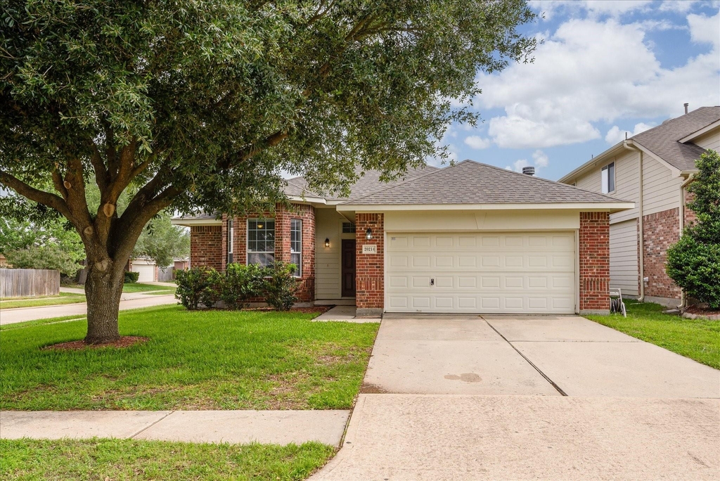 20214 Sendera Oaks Lane - Photo 0