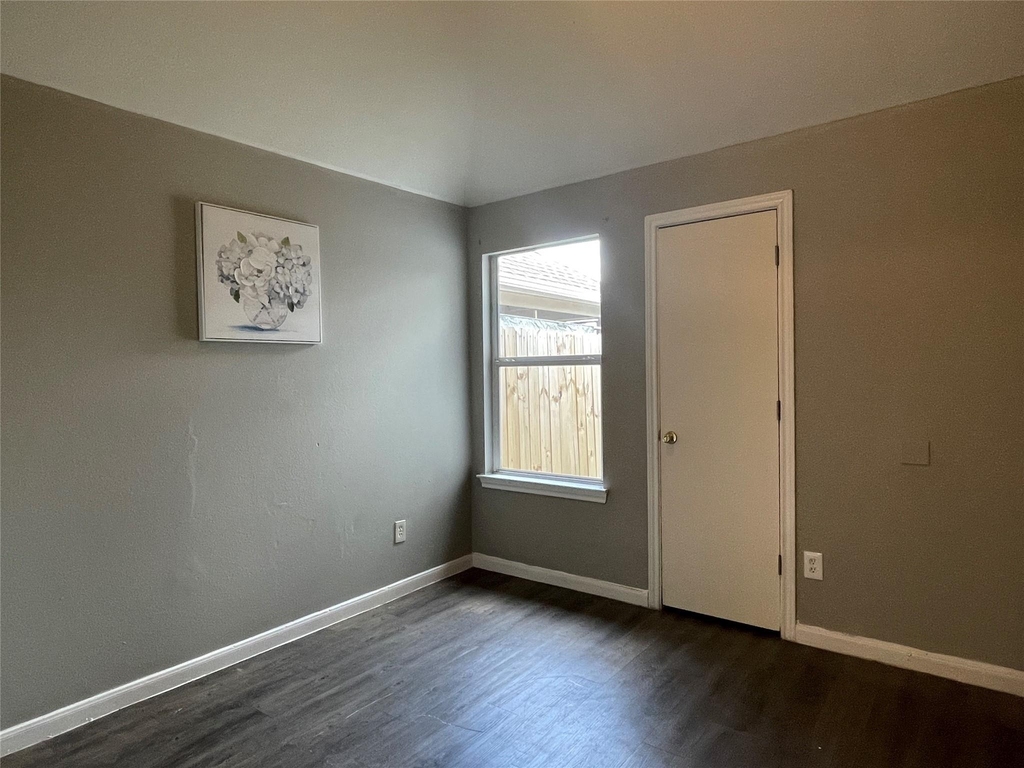 811 Forest Hillside Lane - Photo 22