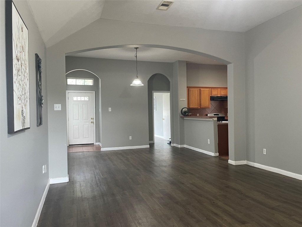 811 Forest Hillside Lane - Photo 10