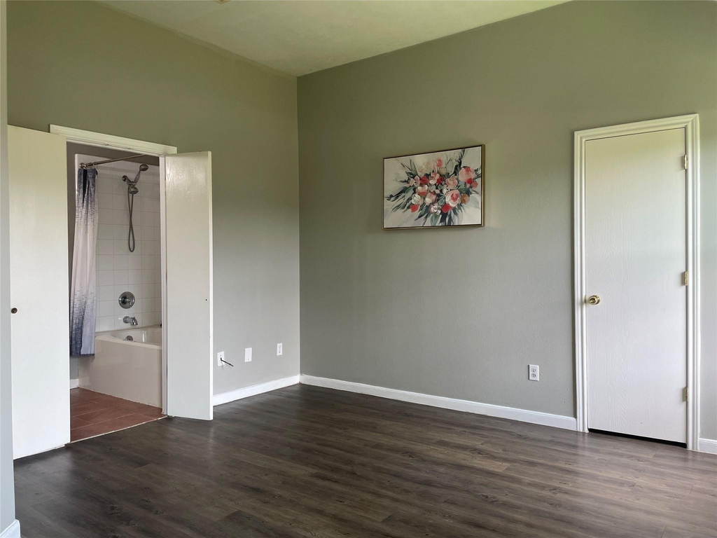 811 Forest Hillside Lane - Photo 11